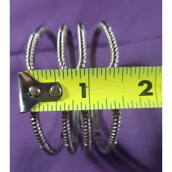 Silver Tone Metal Hinged Clamper Bracelet Wide Open Textured Design - Picture 11 of 12